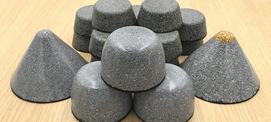 Current version of the 17 piece orgonite bundle deal|625x283